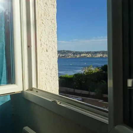 דירה Studio Bord De Plage בלרוק-לה-באינס